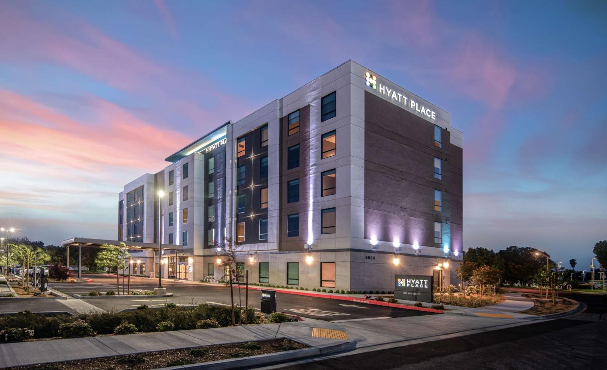 Hyatt Place Newark-Silicon Valley Exterior photo